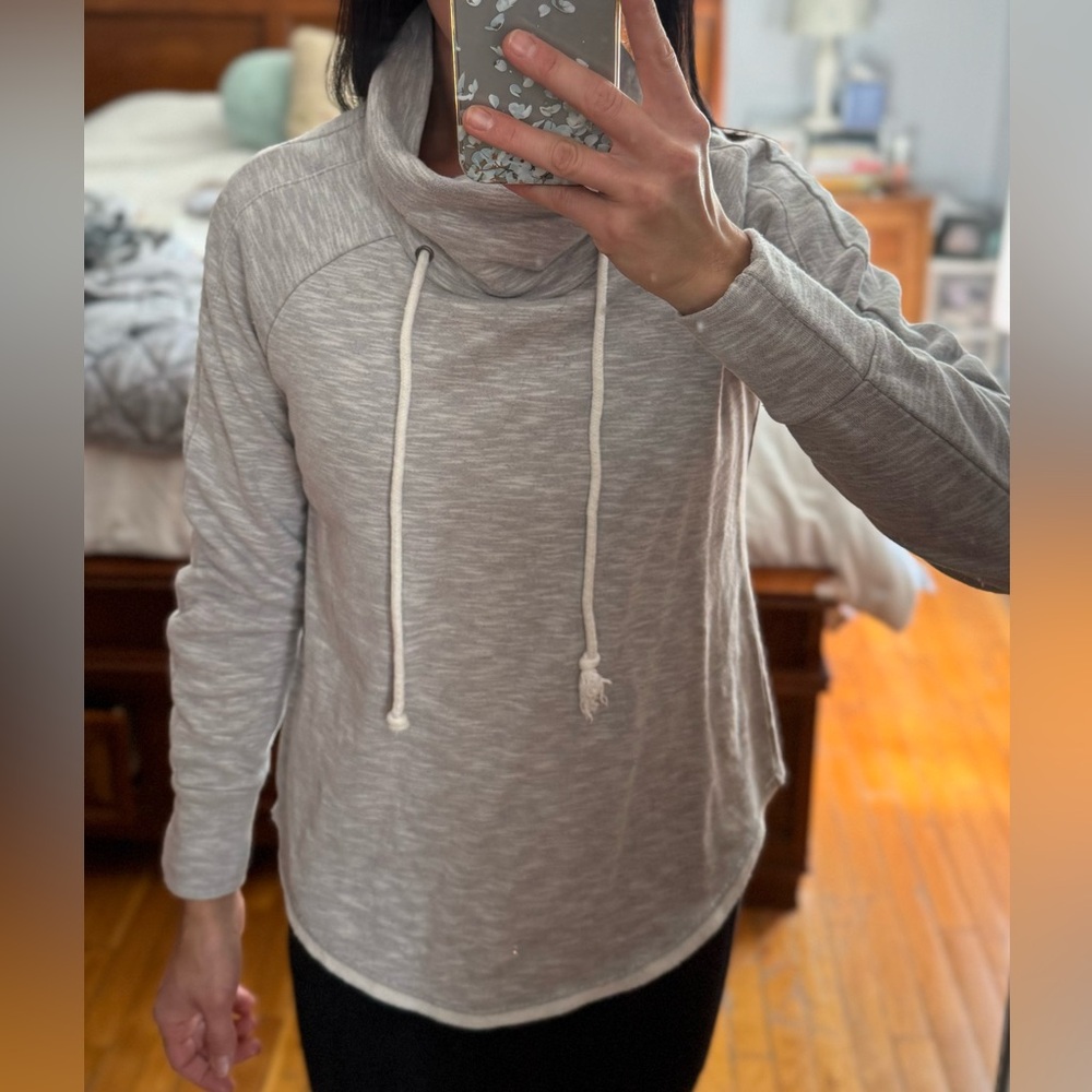 Gap pull over